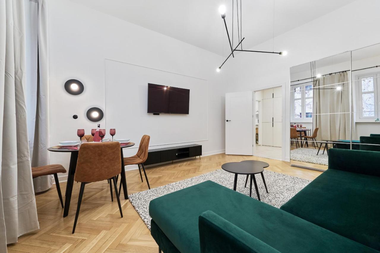 The Market Square Siedmiu Elektorow Apartment By Noclegi Renters Wrocław Extérieur photo