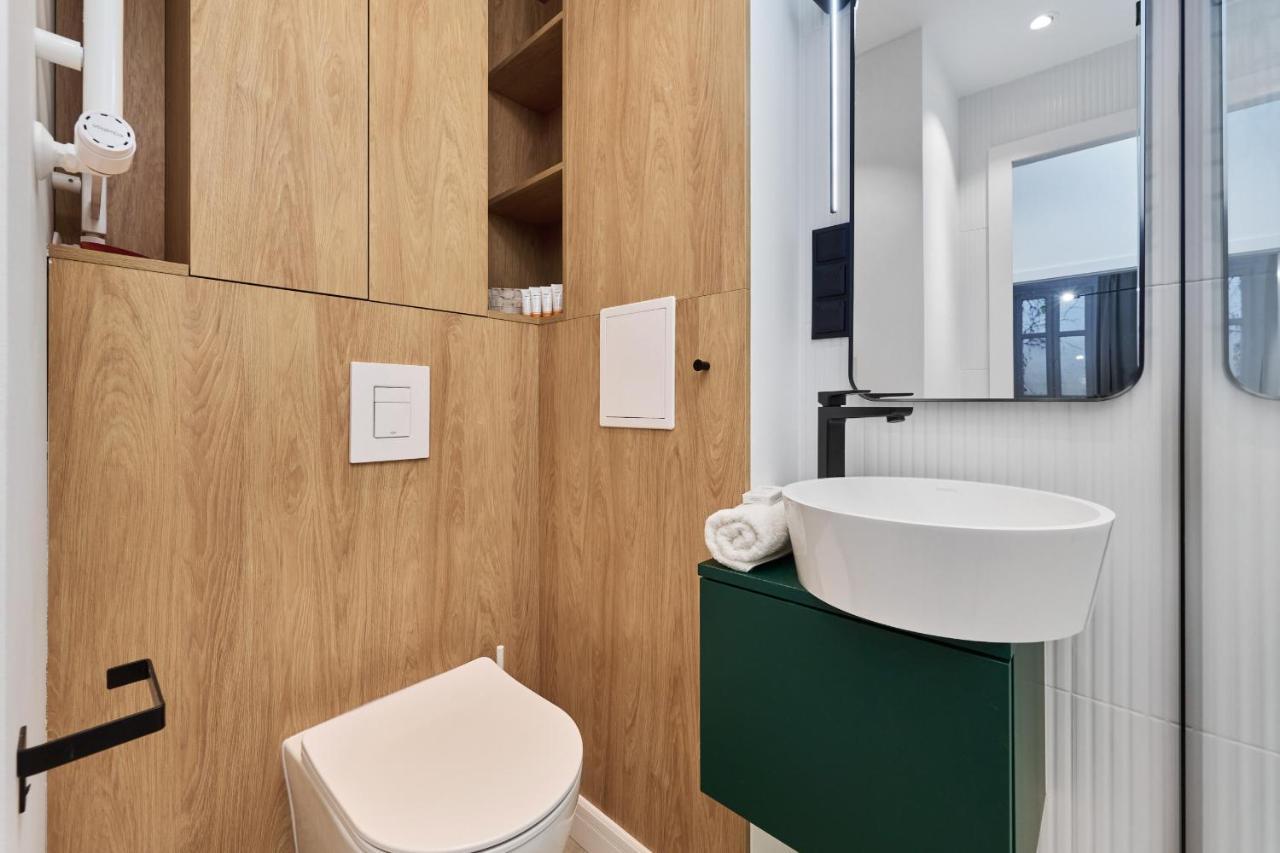 The Market Square Siedmiu Elektorow Apartment By Noclegi Renters Wrocław Extérieur photo